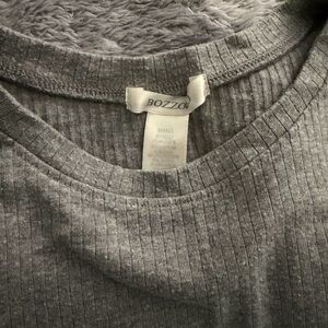 Gray women’s long sleeve